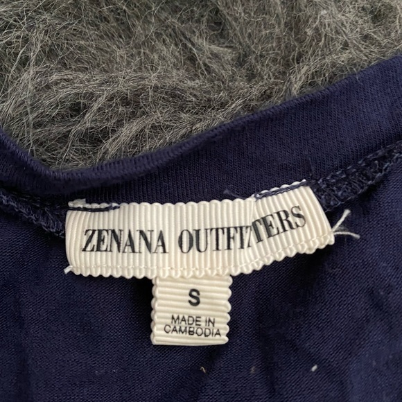 Tee - Picture 2 of 3